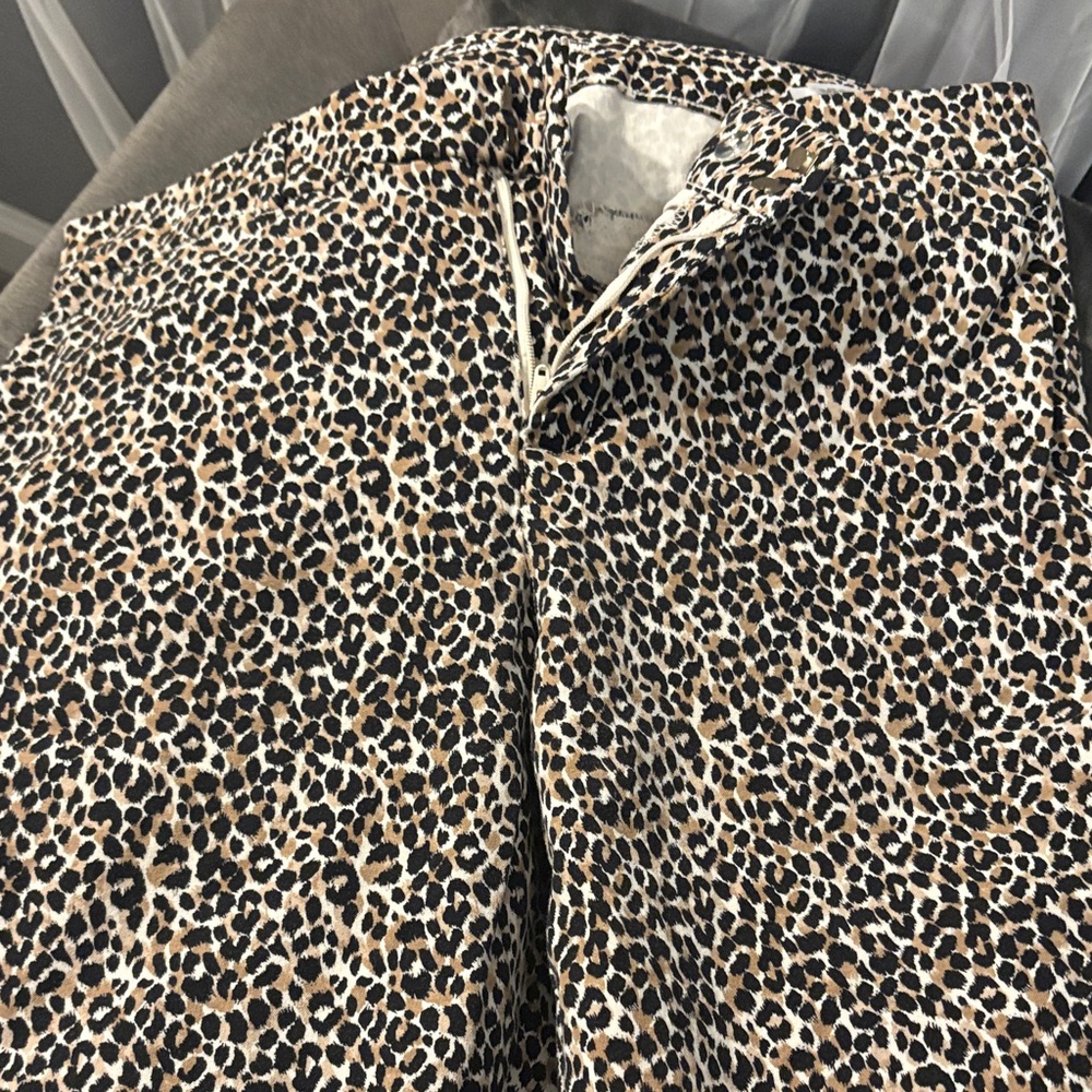 Old Navy Leopard Print Leggings